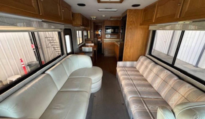 
								1993 Monaco Dynasty 36 full									