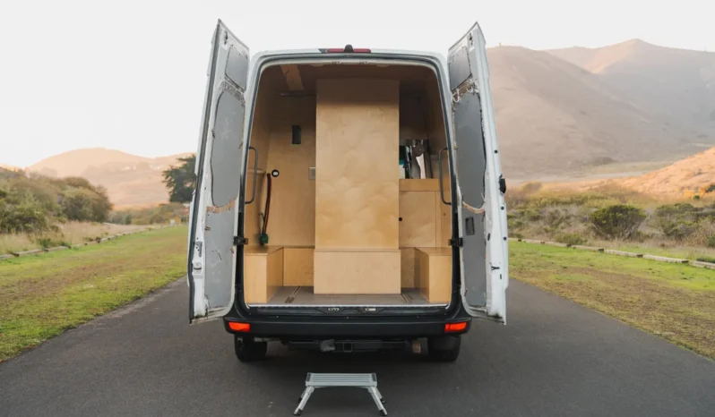 
								2008 Dodge Sprinter 2500 Camper Conversion full									