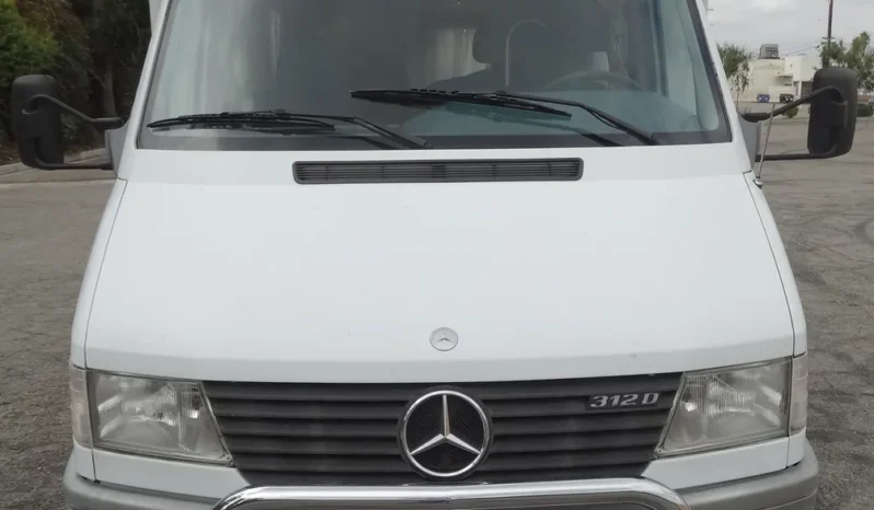 
								1997 Mercedes-Benz Sprinter Rimor Sailer 748 full									