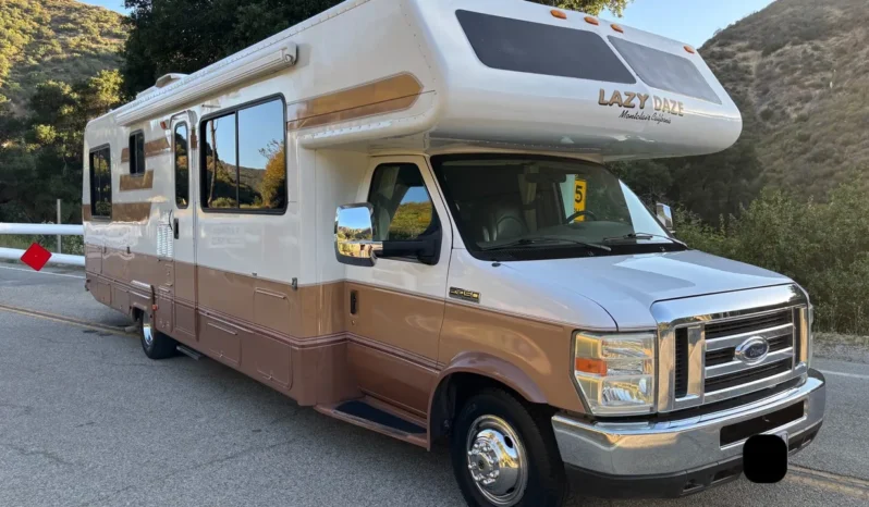 
								2008 Lazy Daze Motorhome full									
