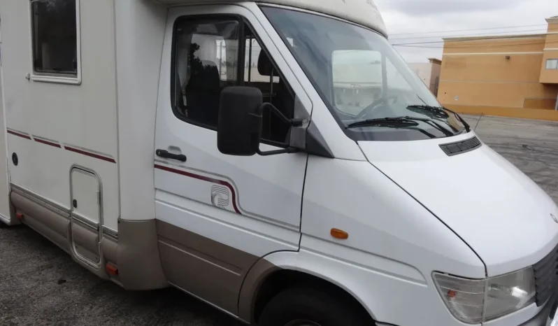 
								1997 Mercedes-Benz Sprinter Rimor Sailer 748 full									