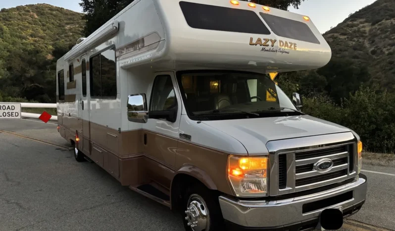 
								2008 Lazy Daze Motorhome full									