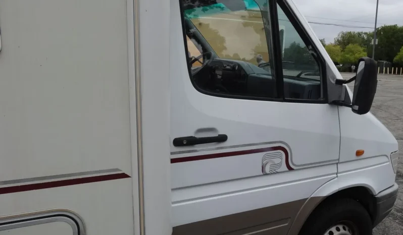 
								1997 Mercedes-Benz Sprinter Rimor Sailer 748 full									