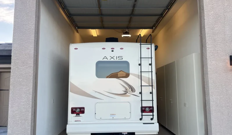 
								2018 Thor Motor Coach Axis 24.1 full									