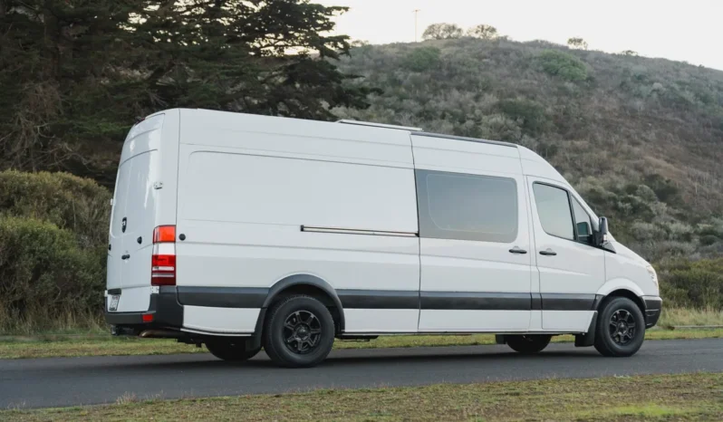 
								2008 Dodge Sprinter 2500 Camper Conversion full									