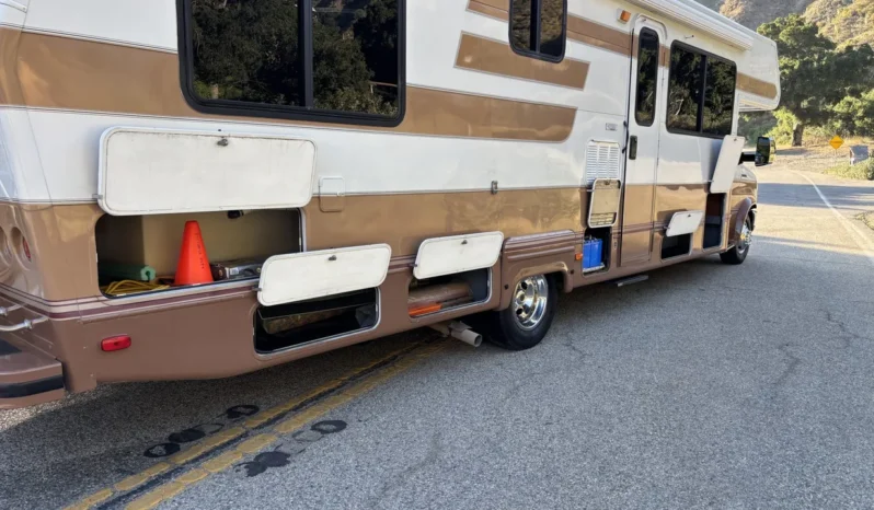 
								2008 Lazy Daze Motorhome full									