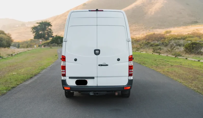 
								2008 Dodge Sprinter 2500 Camper Conversion full									