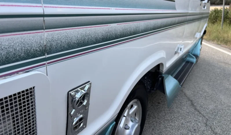 
								1996 Dodge Ram Van B3500 Roadtrek 190 Versatile full									