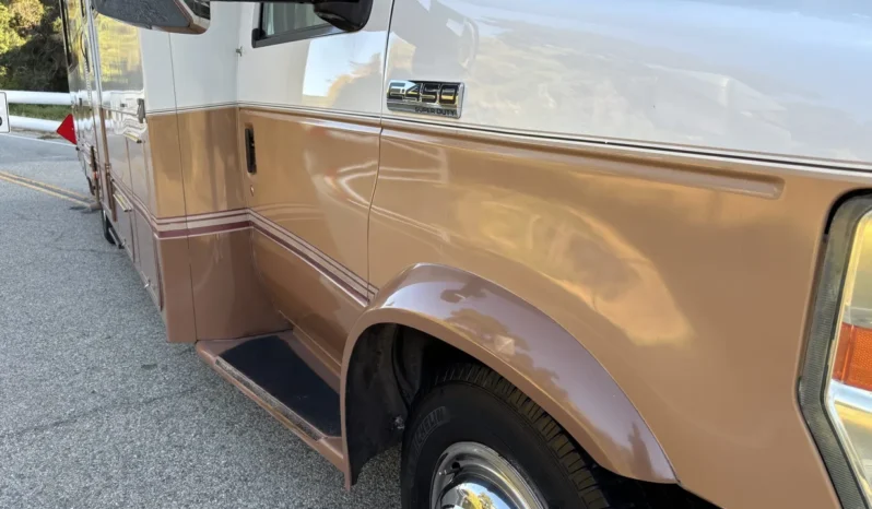 
								2008 Lazy Daze Motorhome full									