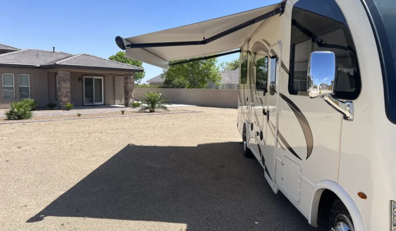 
								2018 Thor Motor Coach Axis 24.1 full									