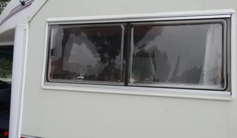 
								1997 Mercedes-Benz Sprinter Rimor Sailer 748 full									
