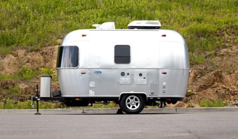 
								2021 Airstream Bambi 16′ Travel Trailer full									