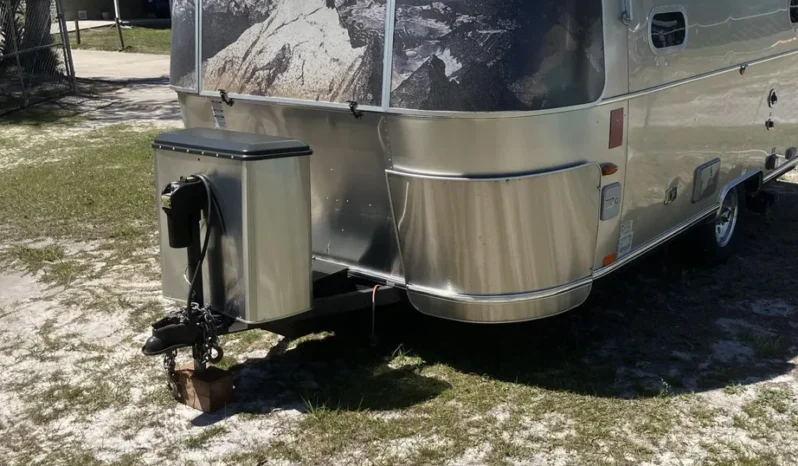 
								2010 Airstream Victorinox Travel Trailer full									
