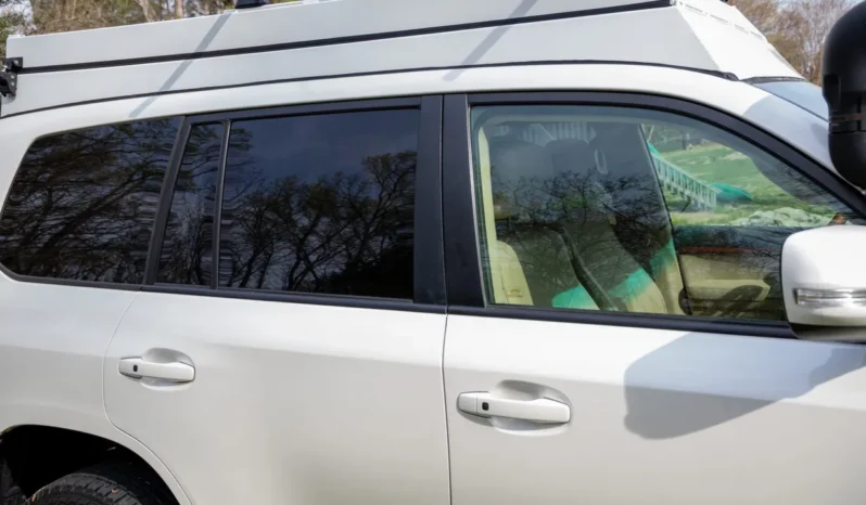
								2014 Toyota Land Cruiser URJ200 full									