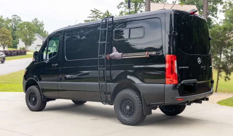 
								2020 Mercedes-Benz Sprinter 2500 full									