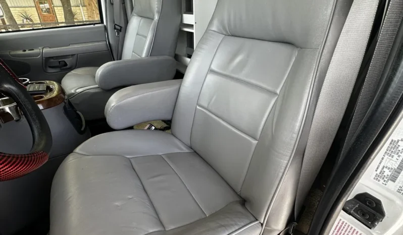 
								2002 Winnebago Itasca Sundancer Motorhome full									