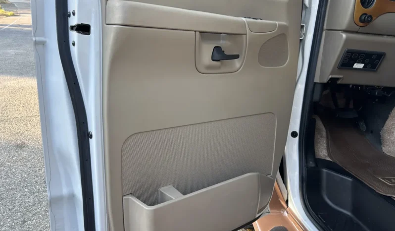 
								2008 Lazy Daze Motorhome full									