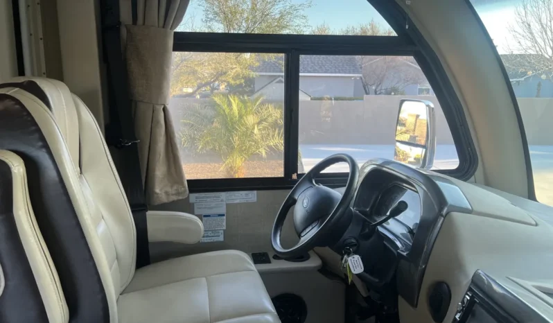 
								2018 Thor Motor Coach Axis 24.1 full									