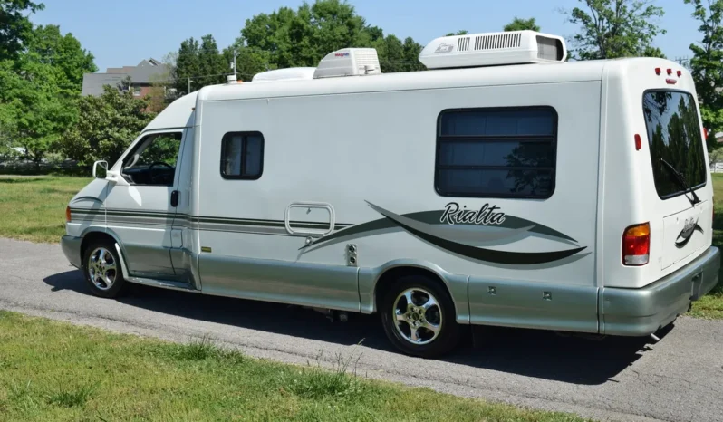 
								2001 Volkswagen EuroVan Winnebago Rialta full									