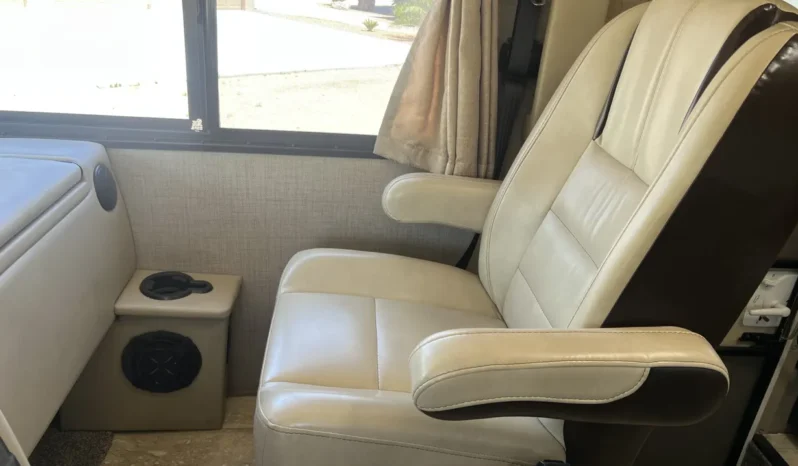 
								2018 Thor Motor Coach Axis 24.1 full									
