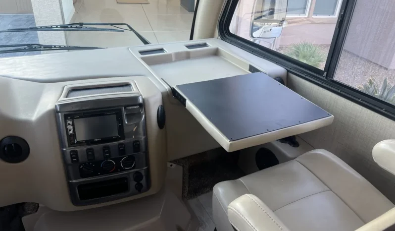 
								2018 Thor Motor Coach Axis 24.1 full									