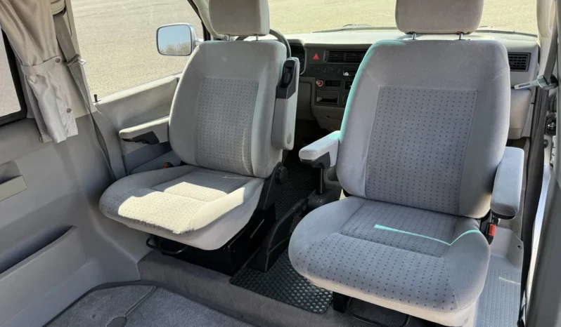 
								2003 Volkswagen EuroVan MV Weekender full									