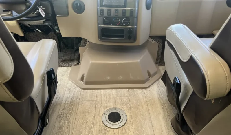 
								2018 Thor Motor Coach Axis 24.1 full									
