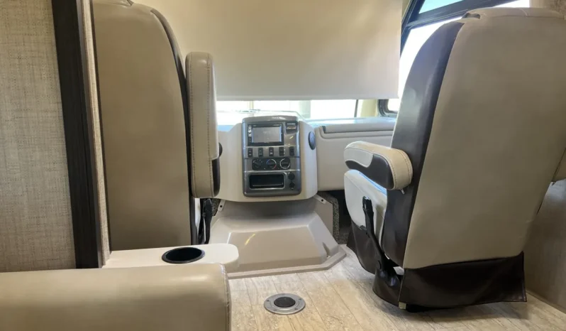 
								2018 Thor Motor Coach Axis 24.1 full									