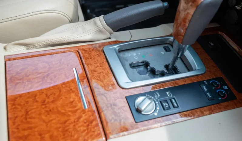
								2014 Toyota Land Cruiser URJ200 full									