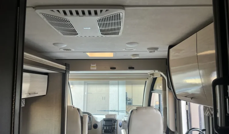 
								2018 Thor Motor Coach Axis 24.1 full									