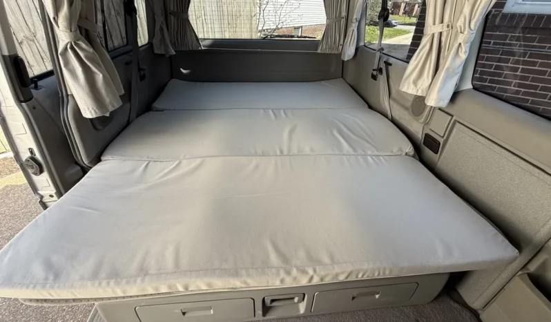 
								2003 Volkswagen EuroVan MV Weekender full									