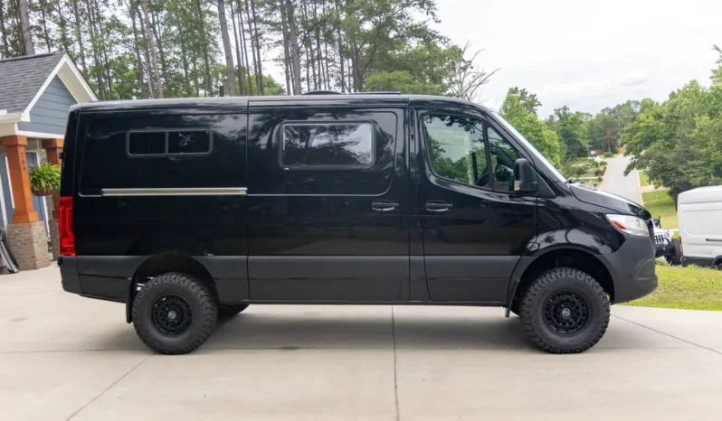 
								2020 Mercedes-Benz Sprinter 2500 full									