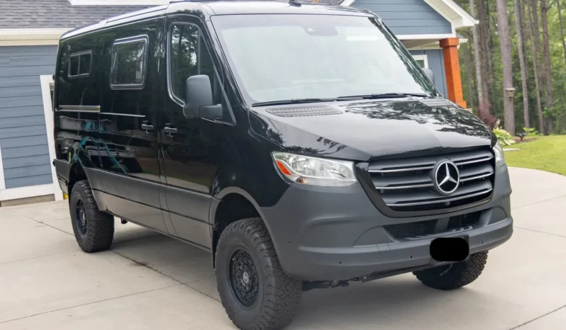 
								2020 Mercedes-Benz Sprinter 2500 full									