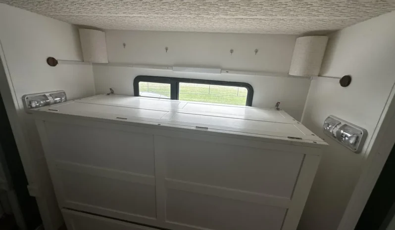 
								2002 Winnebago Itasca Sundancer Motorhome full									