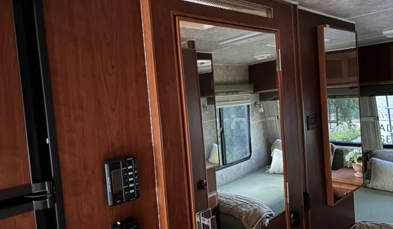 
								2008 Lazy Daze Motorhome full									