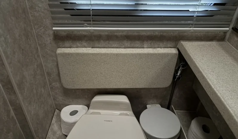 
								2008 Lazy Daze Motorhome full									