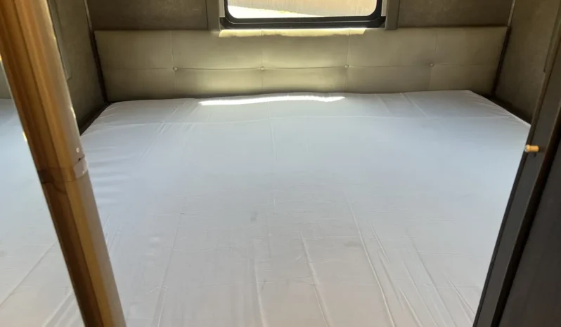 
								2018 Thor Motor Coach Axis 24.1 full									