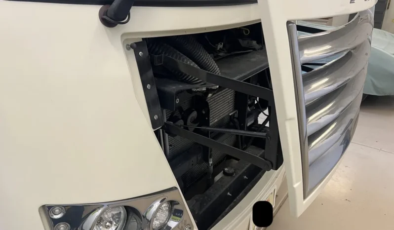 
								2018 Thor Motor Coach Axis 24.1 full									