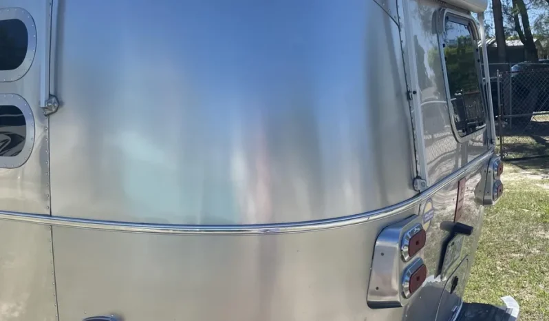 
								2010 Airstream Victorinox Travel Trailer full									