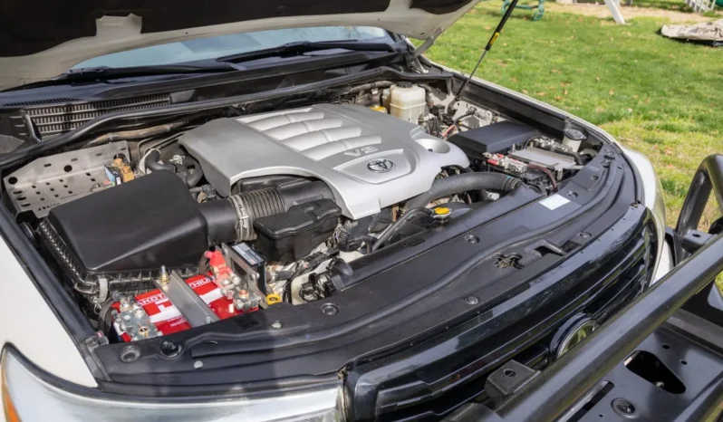 
								2014 Toyota Land Cruiser URJ200 full									