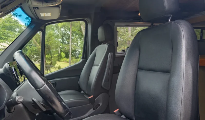 
								2020 Mercedes-Benz Sprinter 2500 full									