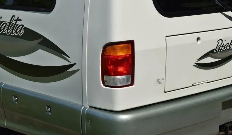 
								2001 Volkswagen EuroVan Winnebago Rialta full									