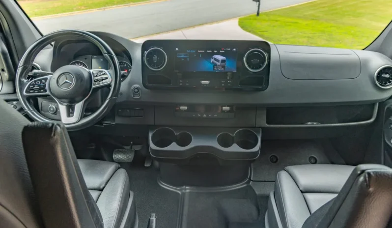 
								2020 Mercedes-Benz Sprinter 2500 full									