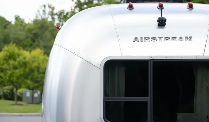
								2021 Airstream Bambi 16′ Travel Trailer full									