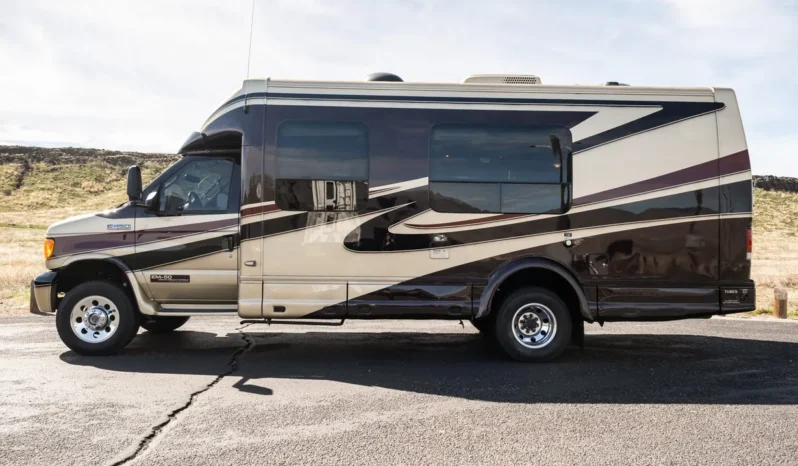 
								2007 Dynamax DynaSport Isata IE35 full									