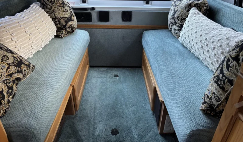 
								1996 Dodge Ram Van B3500 Roadtrek 190 Versatile full									