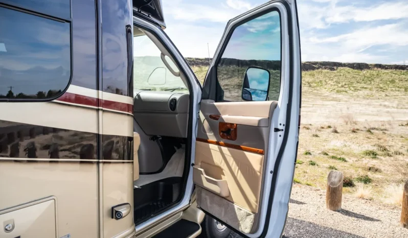 
								2007 Dynamax DynaSport Isata IE35 full									