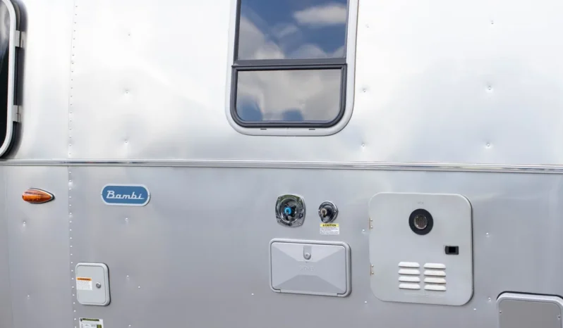 
								2021 Airstream Bambi 16′ Travel Trailer full									
