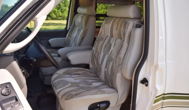 
								2001 Volkswagen EuroVan Winnebago Rialta full									