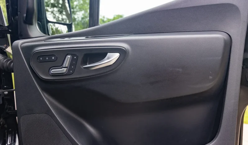 
								2020 Mercedes-Benz Sprinter 2500 full									